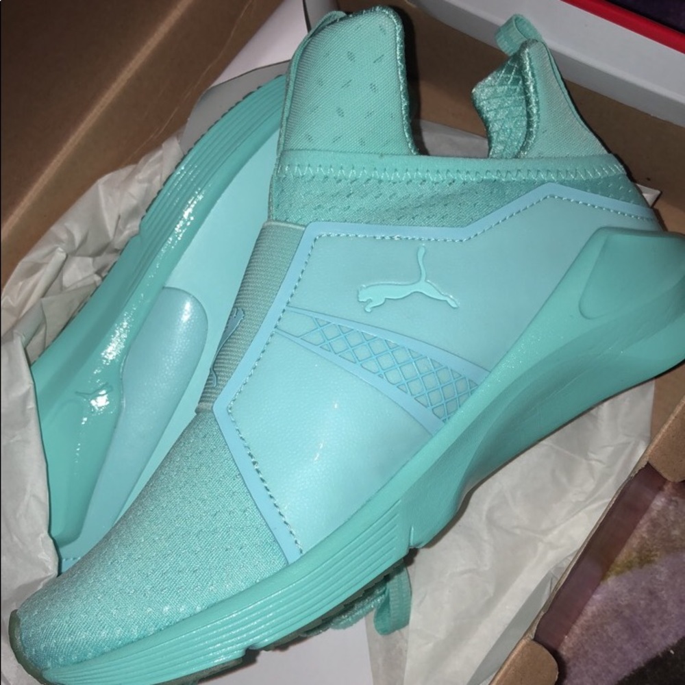 Women Pumas
